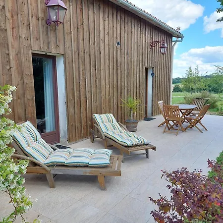 Cosy Grand Confort Dans Un Ecrin De Verdure Holiday home Agudelle